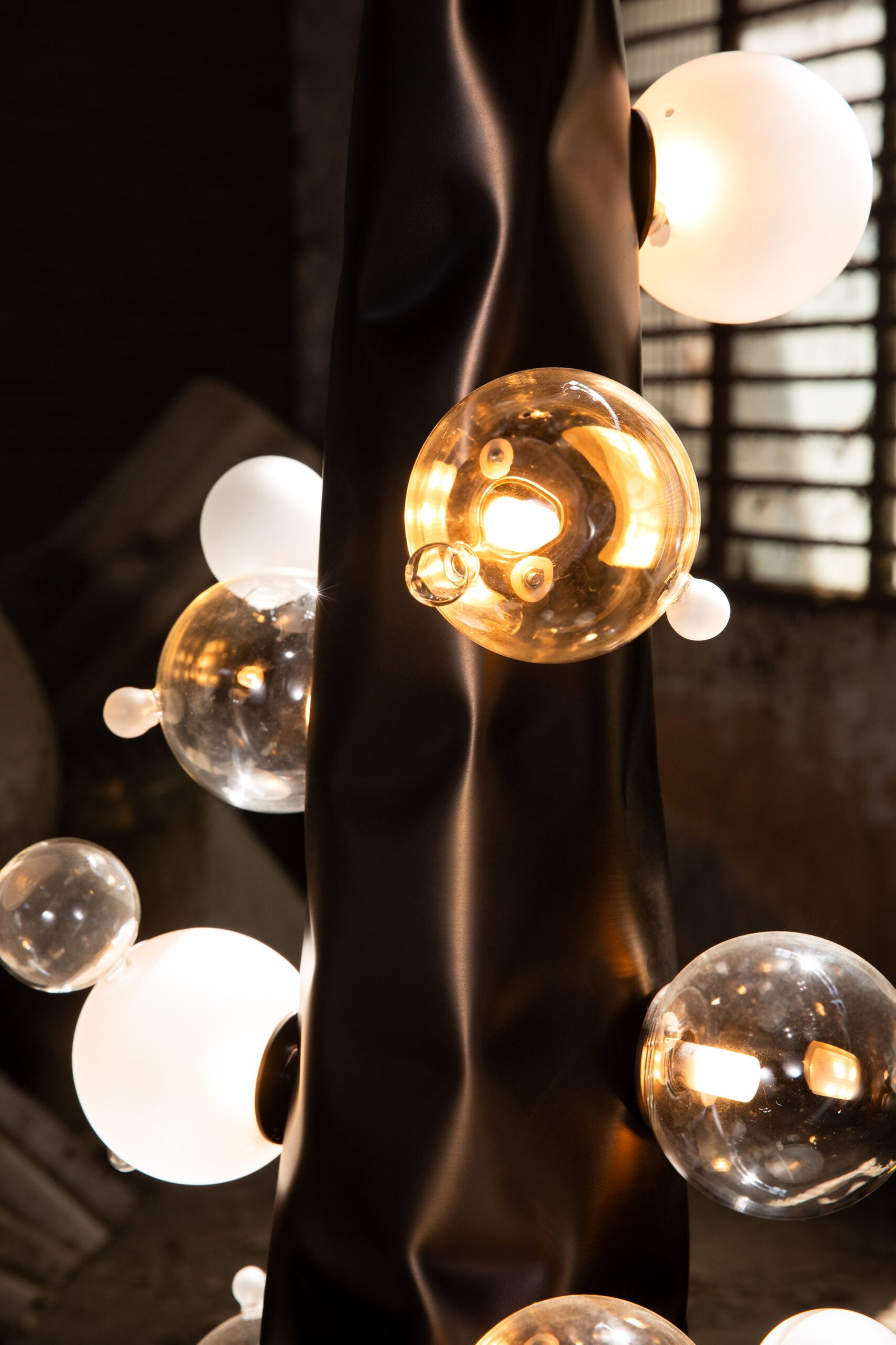 Molecule Floor Lamp – Nitush and Aroosh