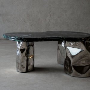 Full frontal view of Colgada Coffee Table